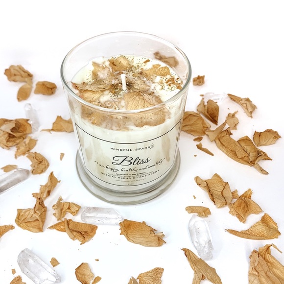 Intention candle with crystals and essential oils - Picture 3 of 4